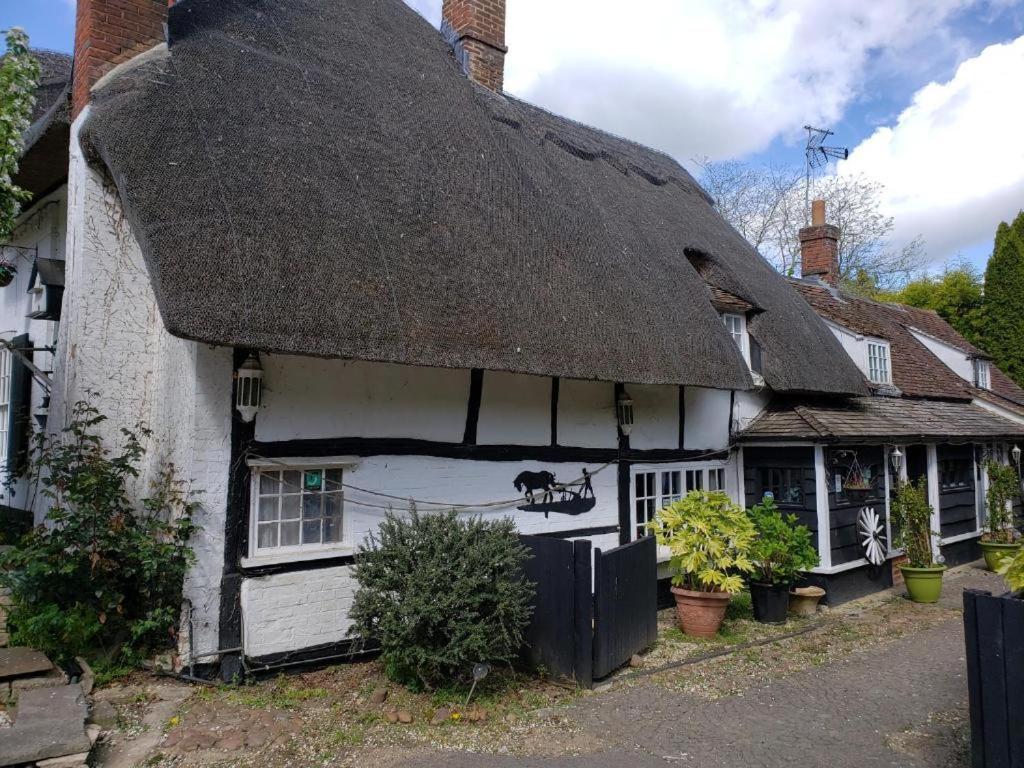 Abingplough House Bed & Breakfast Abingdon-on-Thames Bagian luar foto