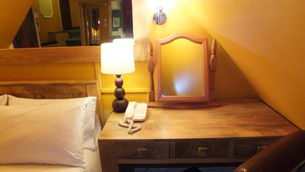 Abingplough House Bed & Breakfast Abingdon-on-Thames Bagian luar foto