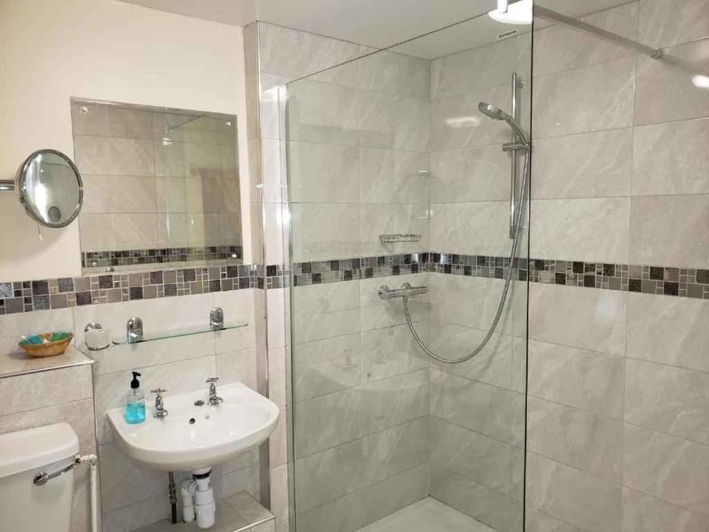 Abingplough House Bed & Breakfast Abingdon-on-Thames Bagian luar foto