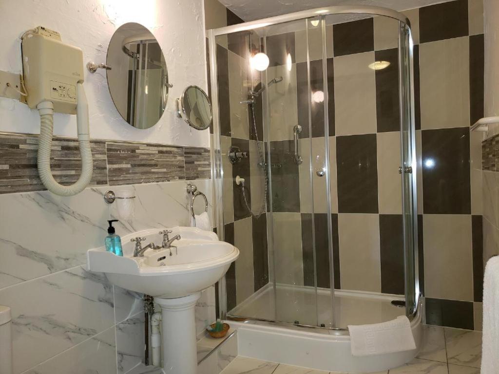 Abingplough House Bed & Breakfast Abingdon-on-Thames Bagian luar foto